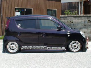 モコ サイドデカール